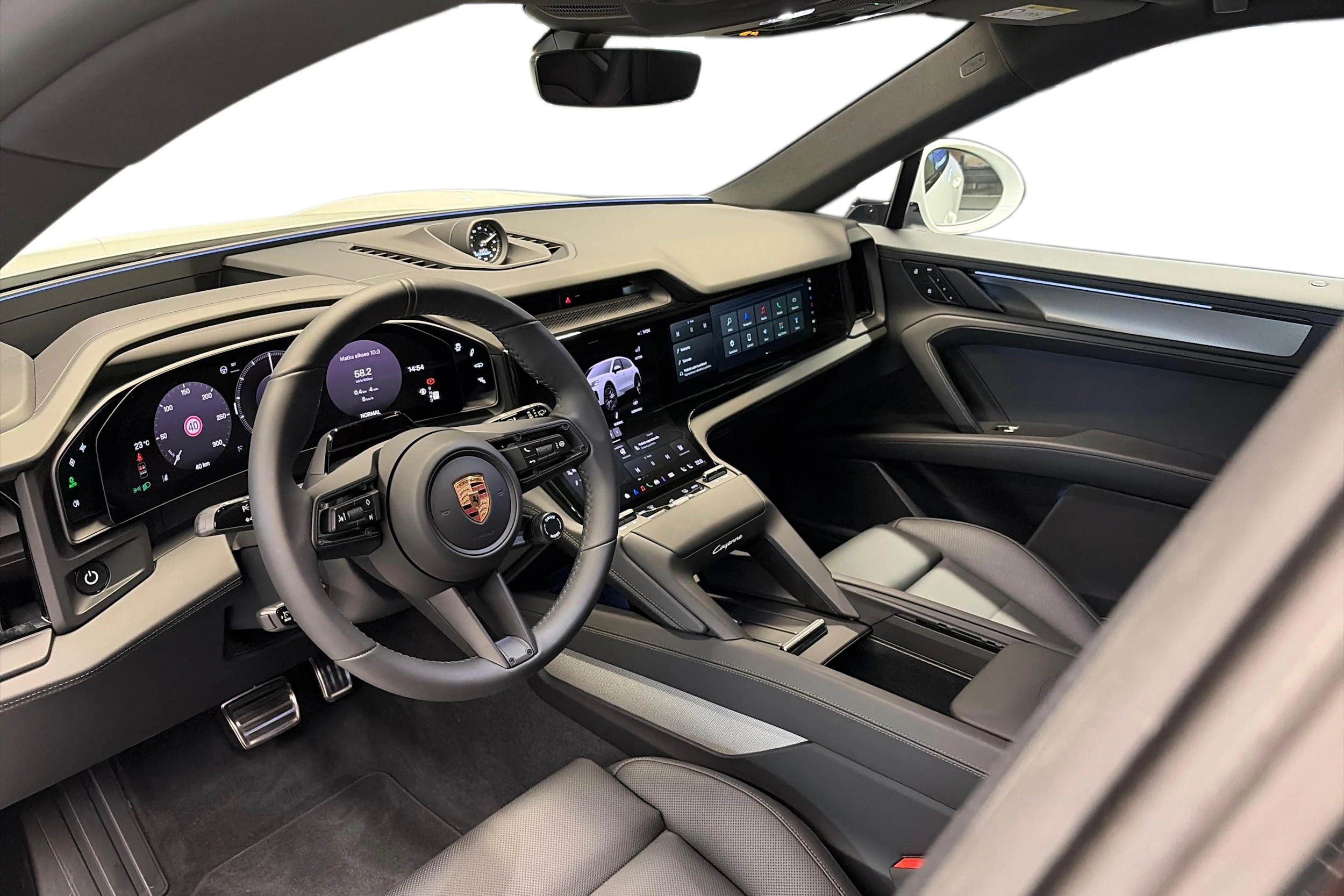 valkoinen Porsche Cayenne 2026 kuva 7.