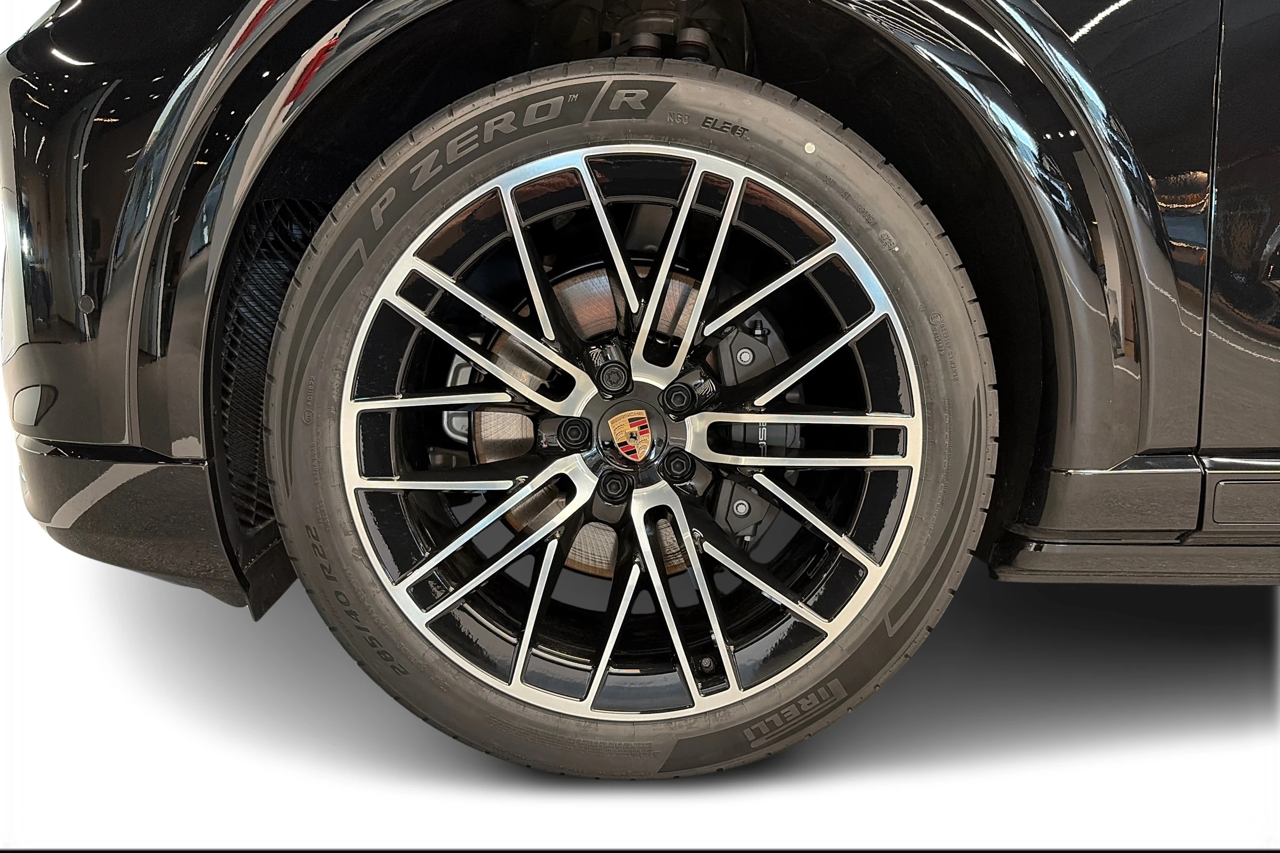 musta Porsche Cayenne 2026 kuva 10.