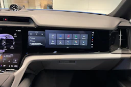 musta Porsche Cayenne 2026 kuva 18.
