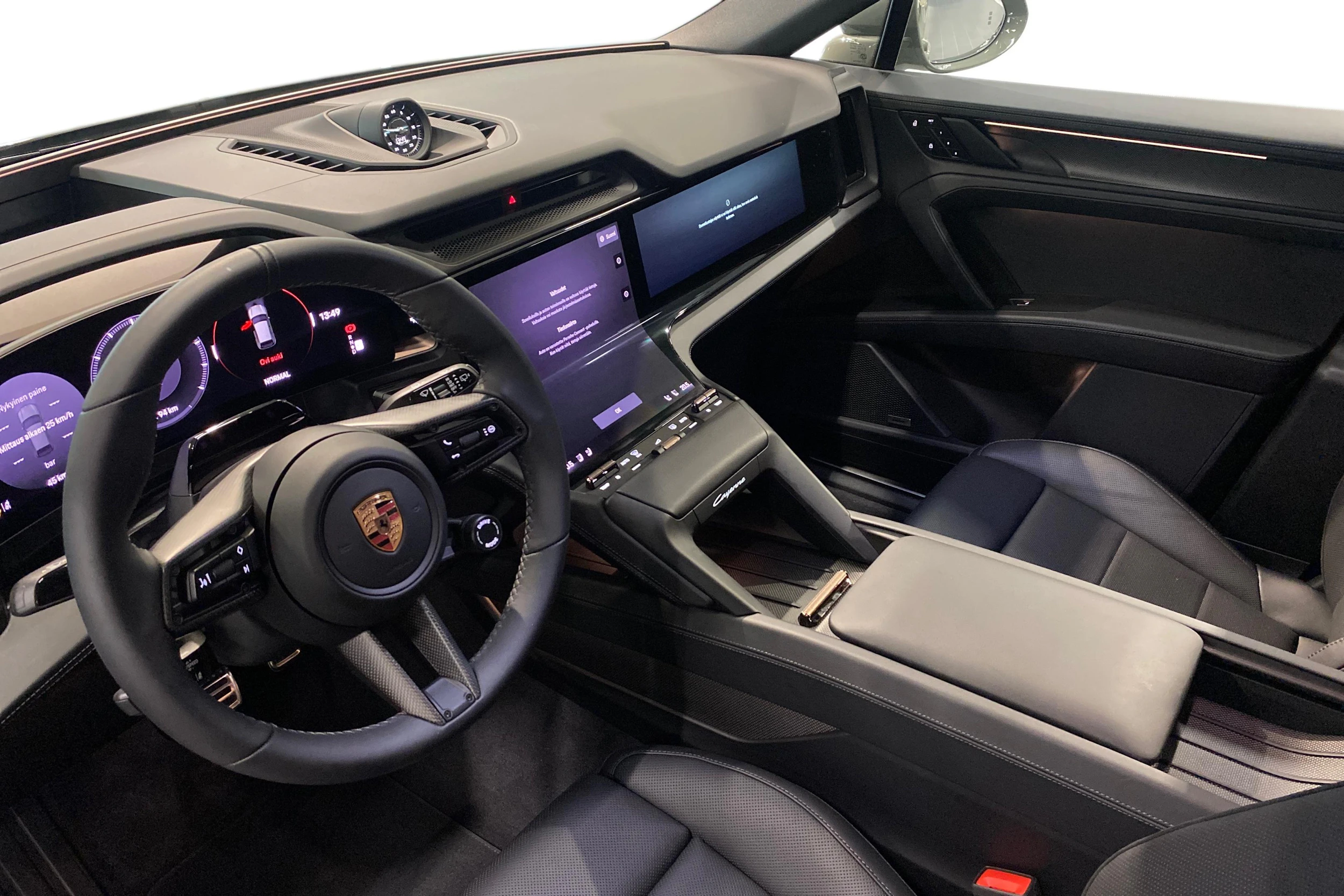 met. vihreä Porsche Cayenne 2026 kuva 6.
