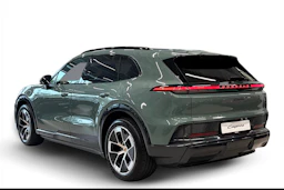 Vihreä Porsche Cayenne 2026 kuva 2.