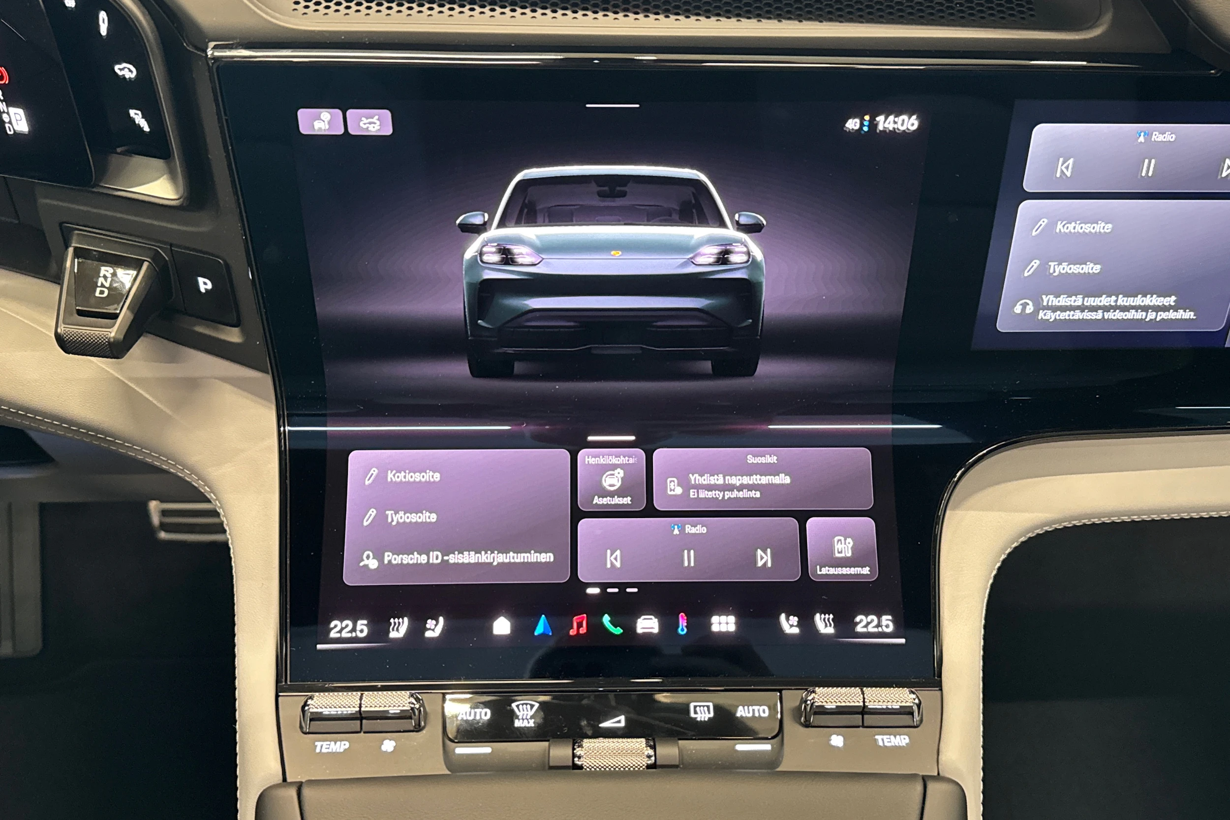 Vihreä Porsche Cayenne 2026 kuva 18.