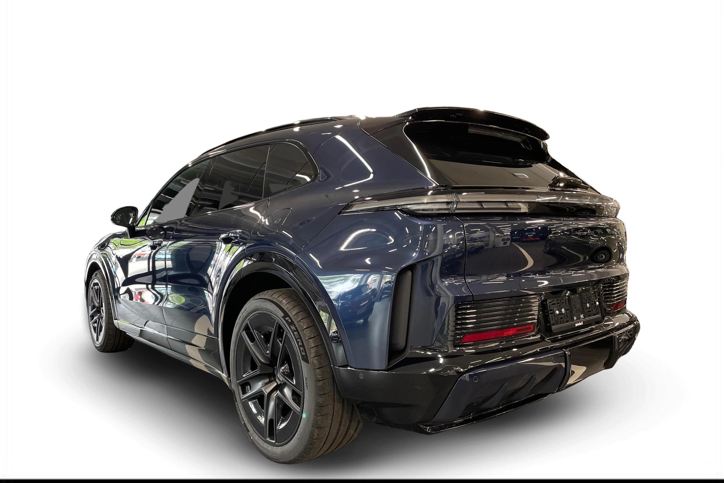 met. sininen Porsche Cayenne 2026 kuva 2.