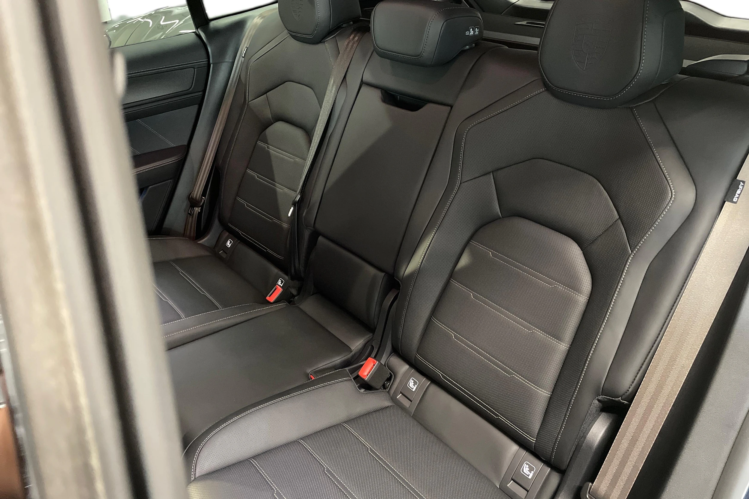 met. sininen Porsche Cayenne 2026 kuva 9.
