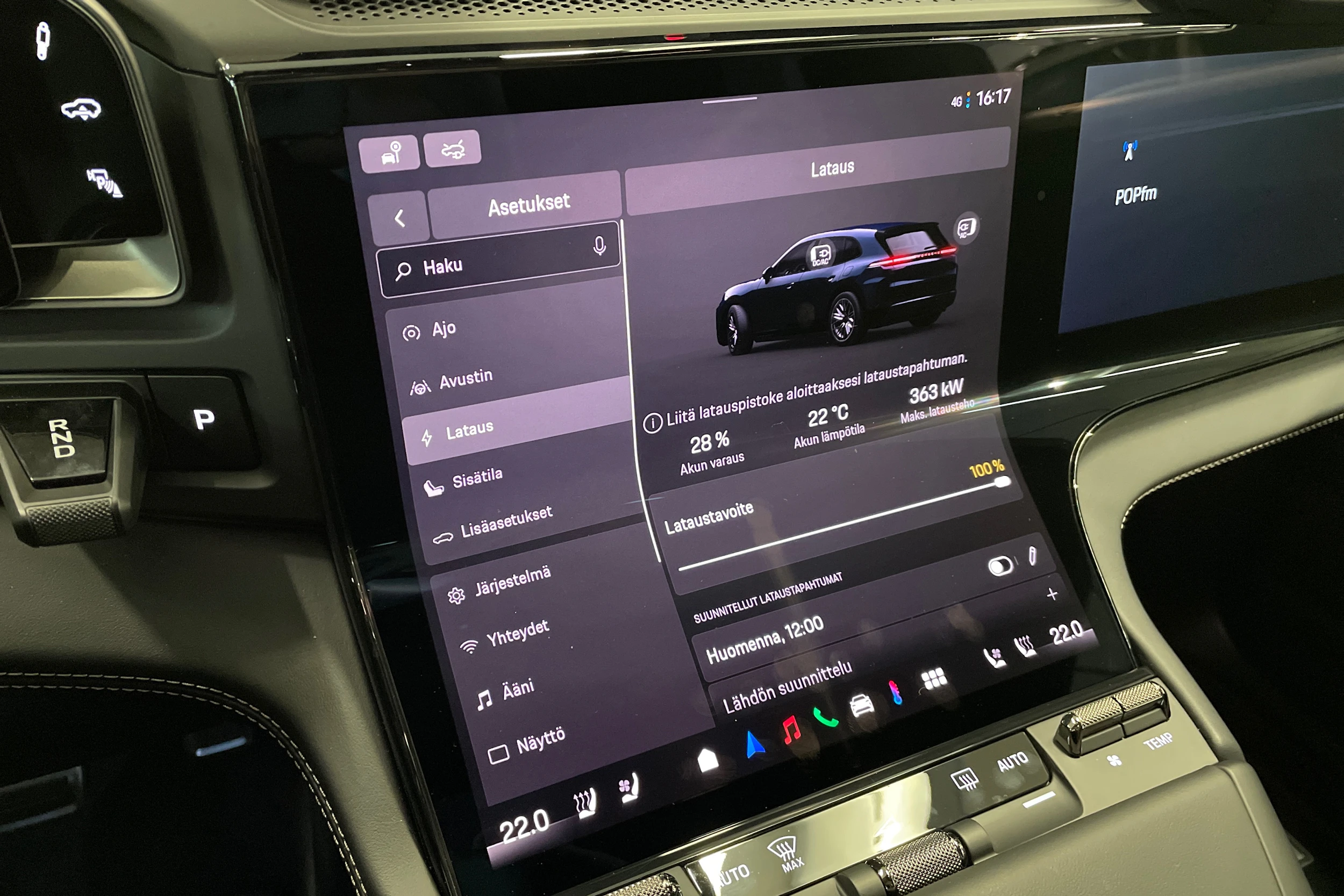 met. sininen Porsche Cayenne 2026 kuva 11.