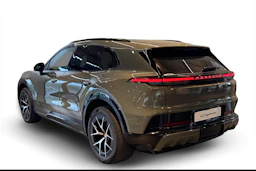 monteverde metallic Porsche Cayenne 2026 kuva 2.