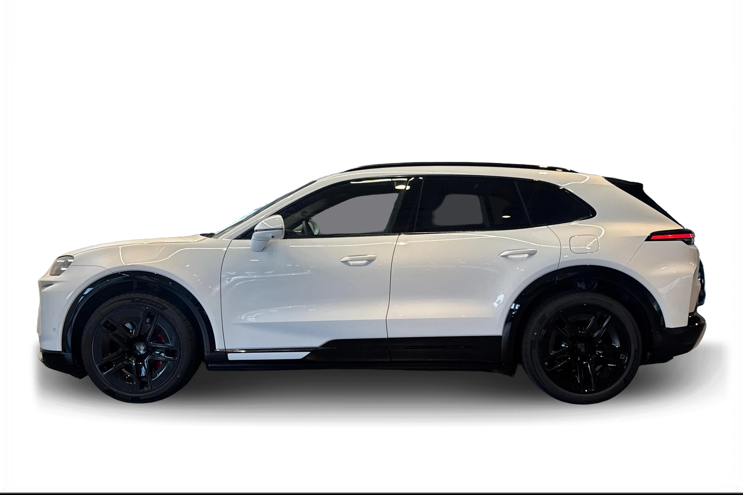 valkoinen Porsche Cayenne 2026 kuva 5.