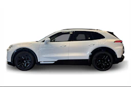 valkoinen Porsche Cayenne 2026 kuva 5.