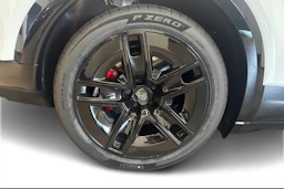 valkoinen Porsche Cayenne 2026 kuva 9.