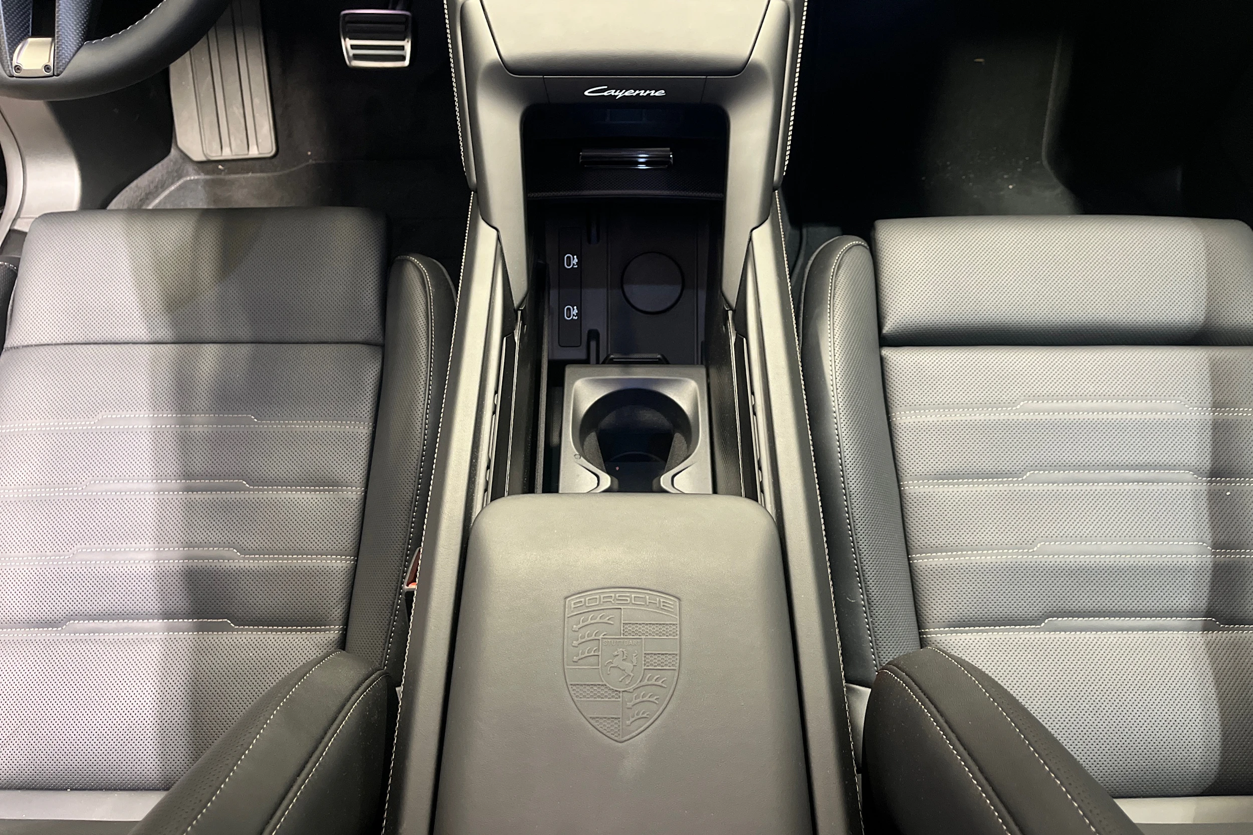 algarve blue metalli Porsche Cayenne 2026 kuva 12.