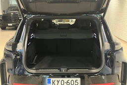 algarve blue metalli Porsche Cayenne 2026 kuva 31.