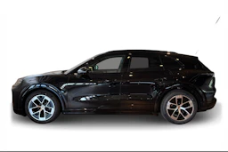 chromite black metal Porsche Cayenne 2026 kuva 6.