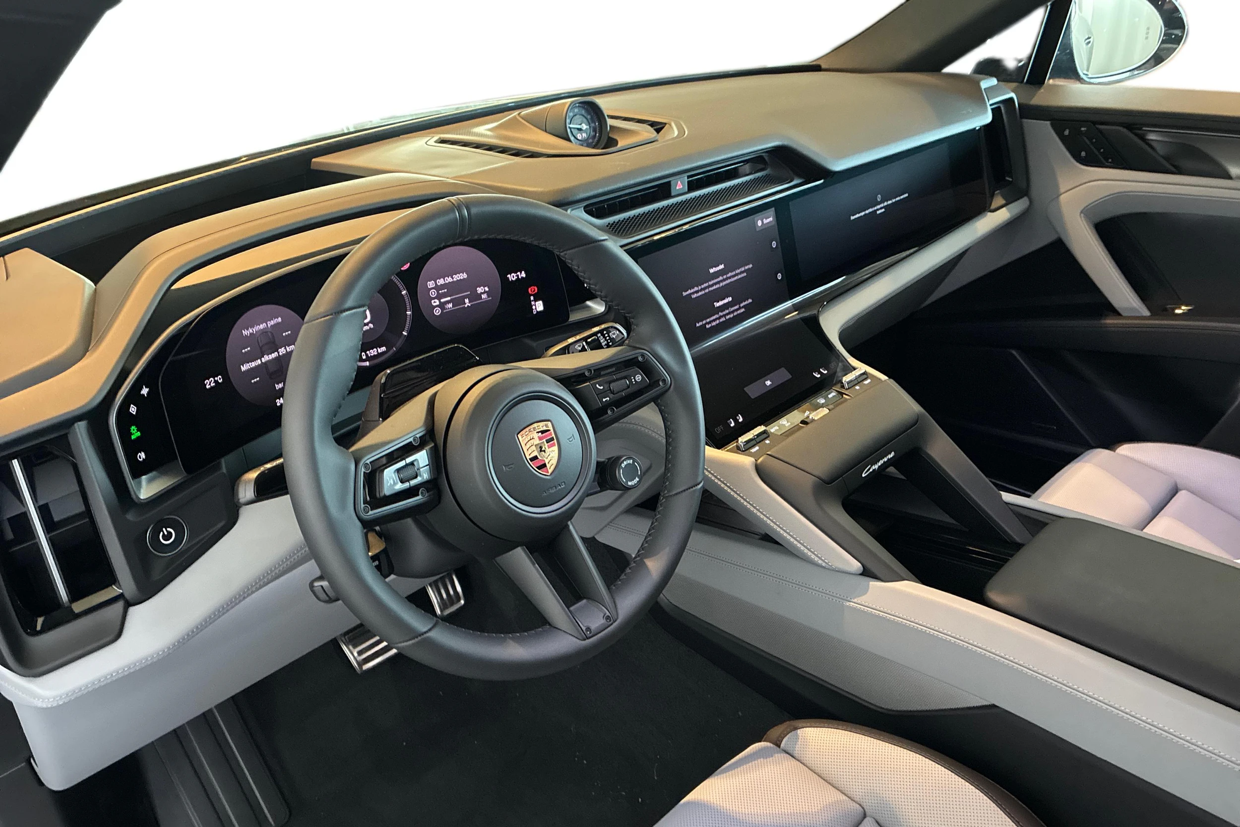 chromite black metal Porsche Cayenne 2026 kuva 7.