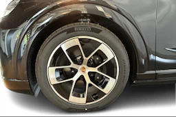 chromite black metal Porsche Cayenne 2026 kuva 10.