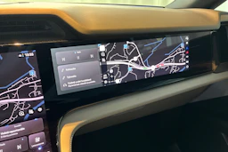 chromite black metal Porsche Cayenne 2026 kuva 18.