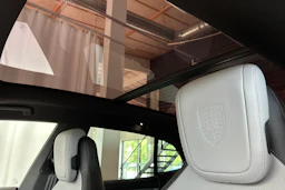chromite black metal Porsche Cayenne 2026 kuva 19.