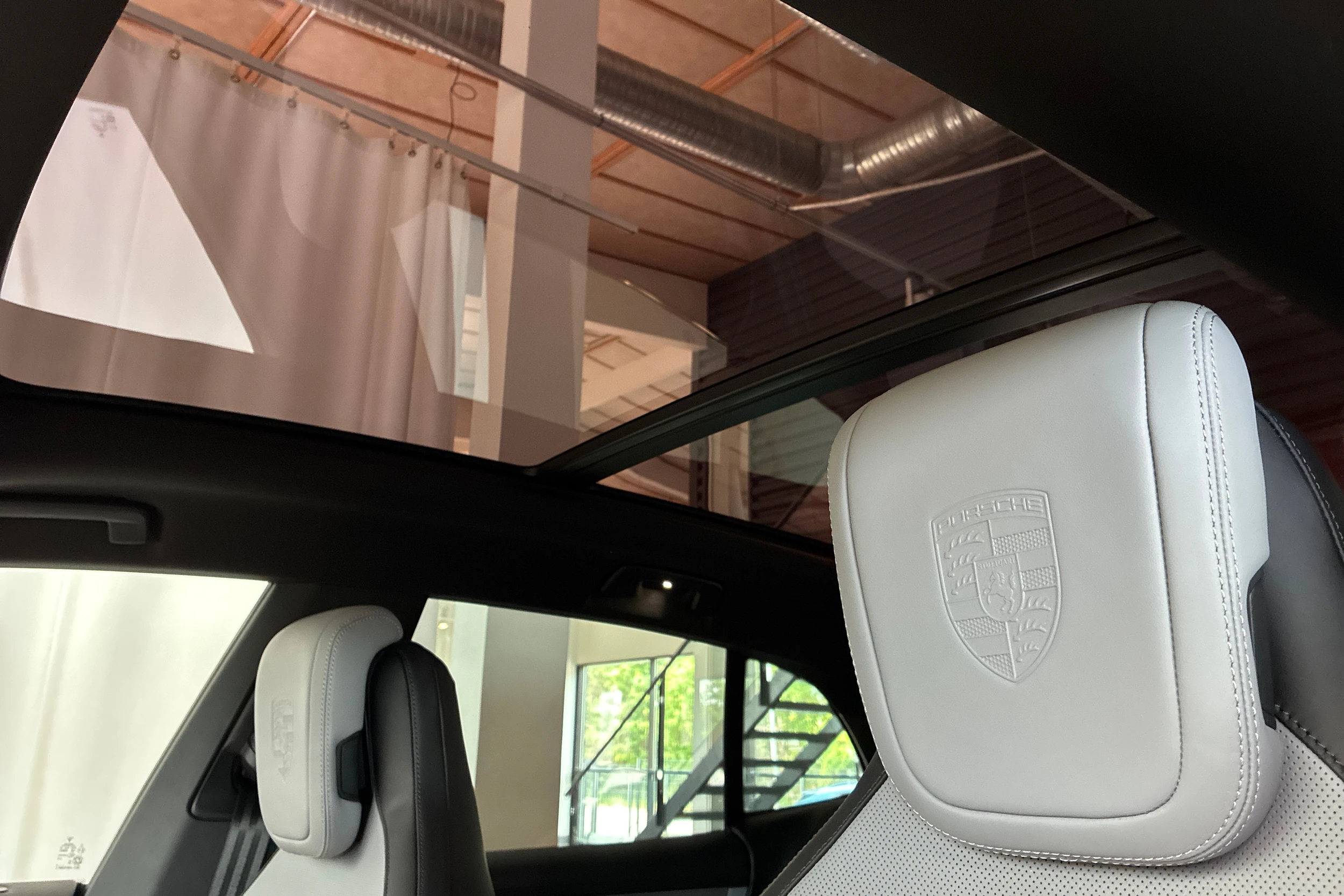 chromite black metal Porsche Cayenne 2026 kuva 19.