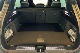 chromite black metal Porsche Cayenne 2026 kuva 23.