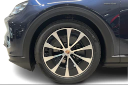 algarve blue metalli Porsche Cayenne 2026 kuva 7.