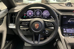 algarve blue metalli Porsche Cayenne 2026 kuva 13.