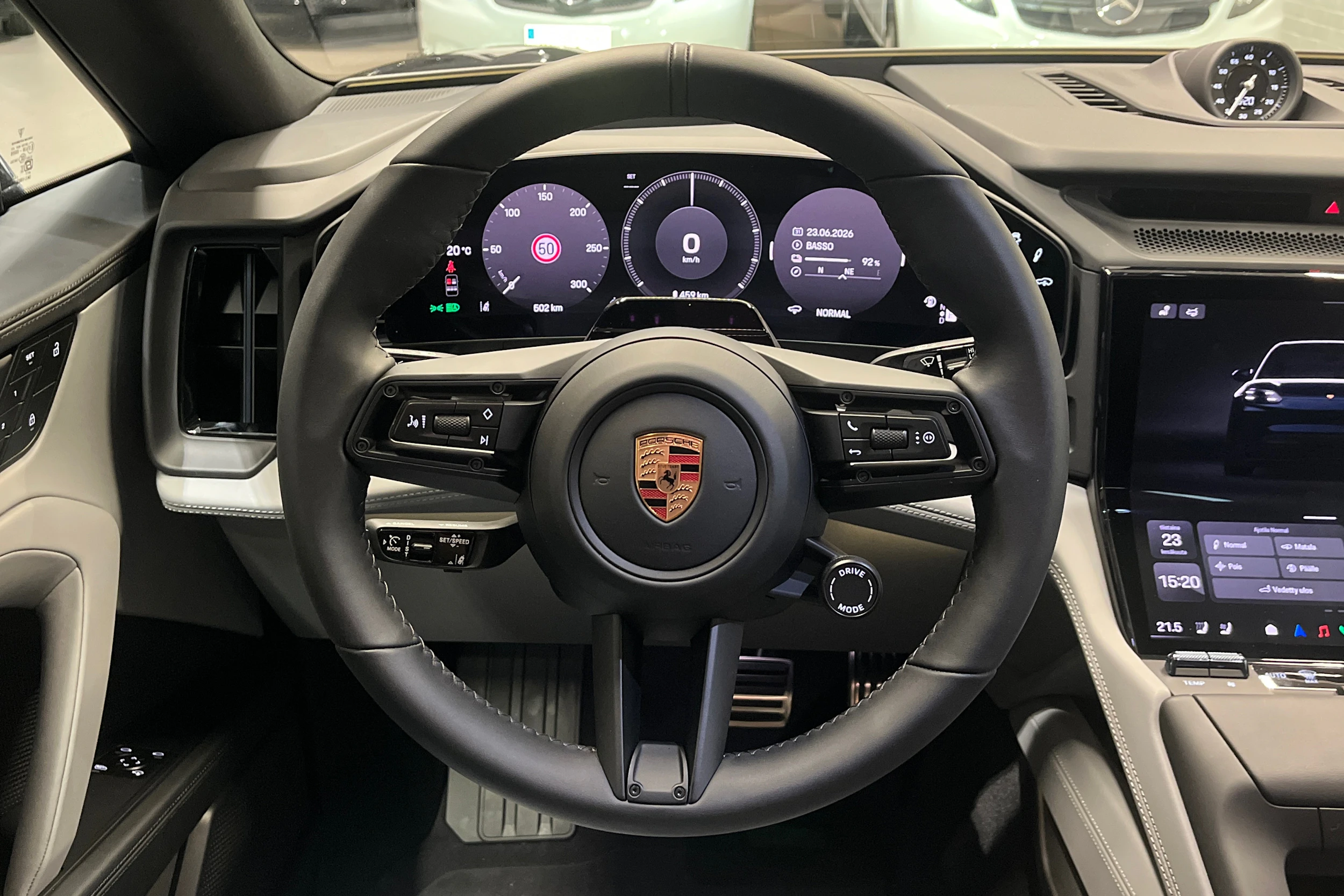 algarve blue metalli Porsche Cayenne 2026 kuva 13.