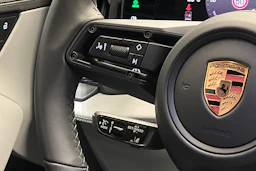 algarve blue metalli Porsche Cayenne 2026 kuva 14.