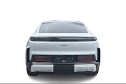 valkoinen Porsche Cayenne 2026 kuva 3.