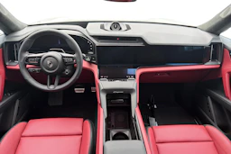 valkoinen Porsche Cayenne 2026 kuva 7.