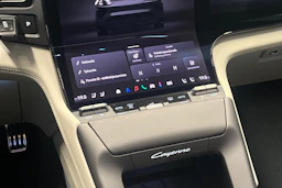 vihreä Porsche Cayenne 2026 kuva 11.