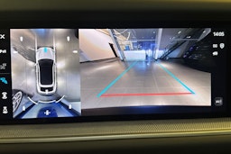 musta Porsche Cayenne 2026 kuva 14.