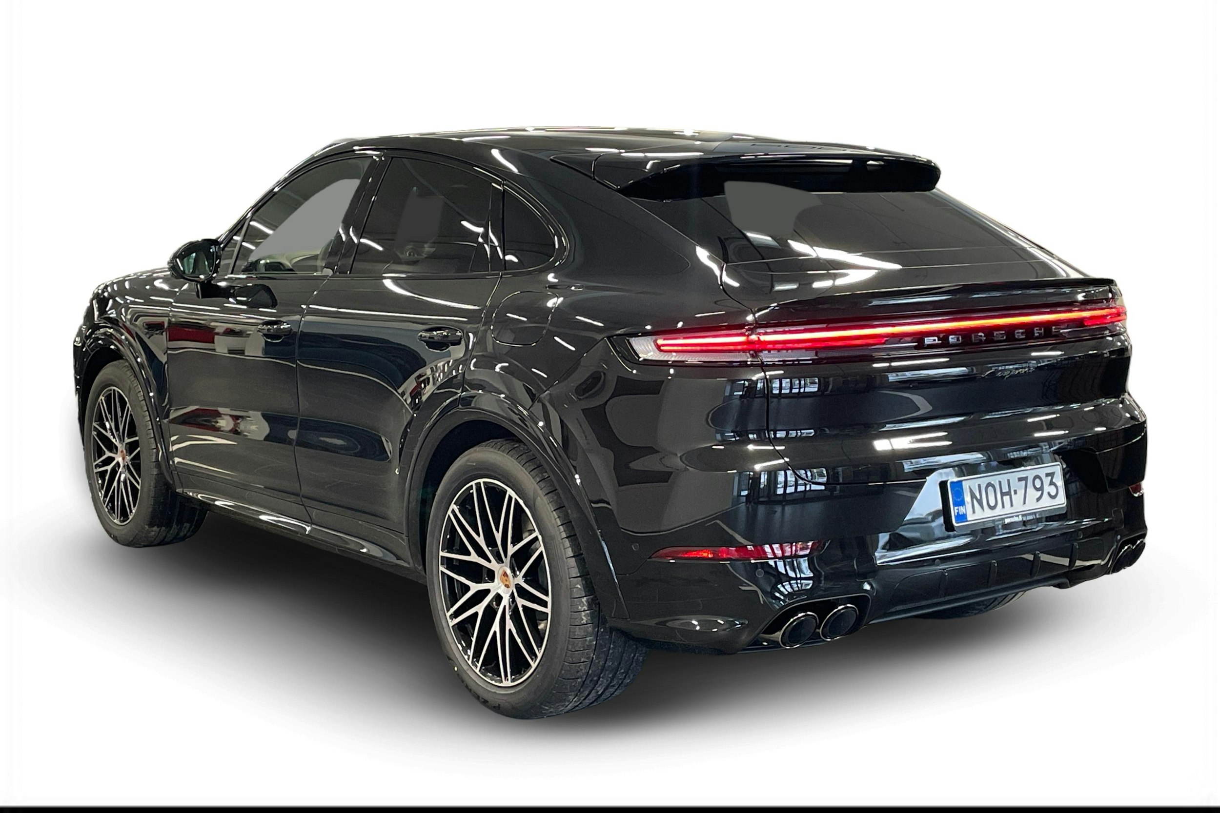 met. musta Porsche Cayenne 2026 kuva 2.