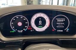 met. musta Porsche Cayenne 2026 kuva 17.