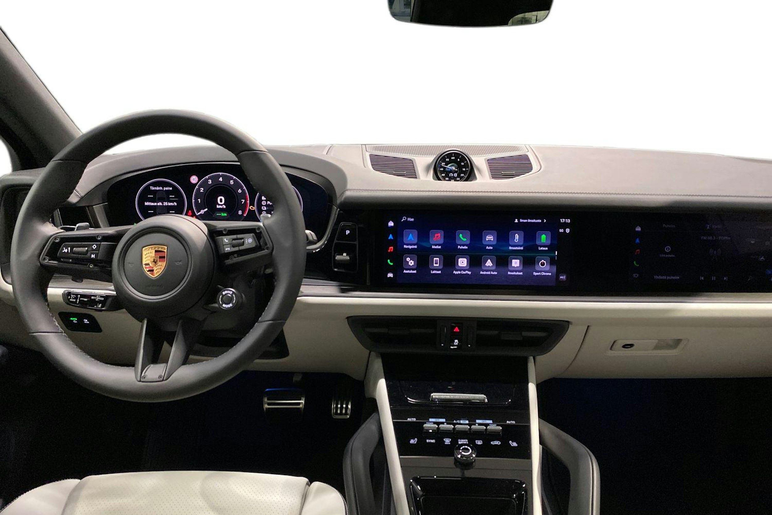 met. harmaa Porsche Cayenne 2026 kuva 7.