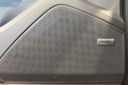 met. harmaa Porsche Cayenne 2026 kuva 12.