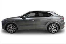 harmaa Porsche Cayenne 2026 kuva 5.