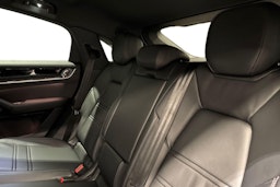 harmaa Porsche Cayenne 2026 kuva 8.