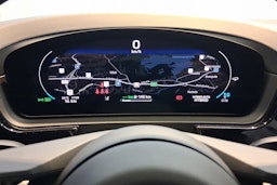 harmaa Porsche Cayenne 2026 kuva 25.