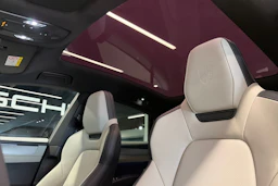 harmaa Porsche Cayenne 2026 kuva 15.