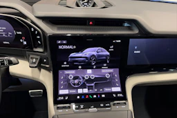 harmaa Porsche Cayenne 2026 kuva 27.