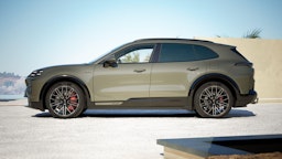 monteverde metallic Porsche Cayenne 2026 kuva 2.