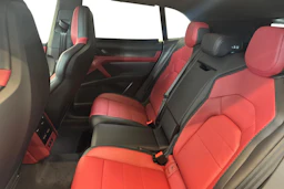 met. musta Porsche Cayenne 2026 kuva 8.
