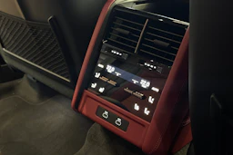 met. musta Porsche Cayenne 2026 kuva 25.