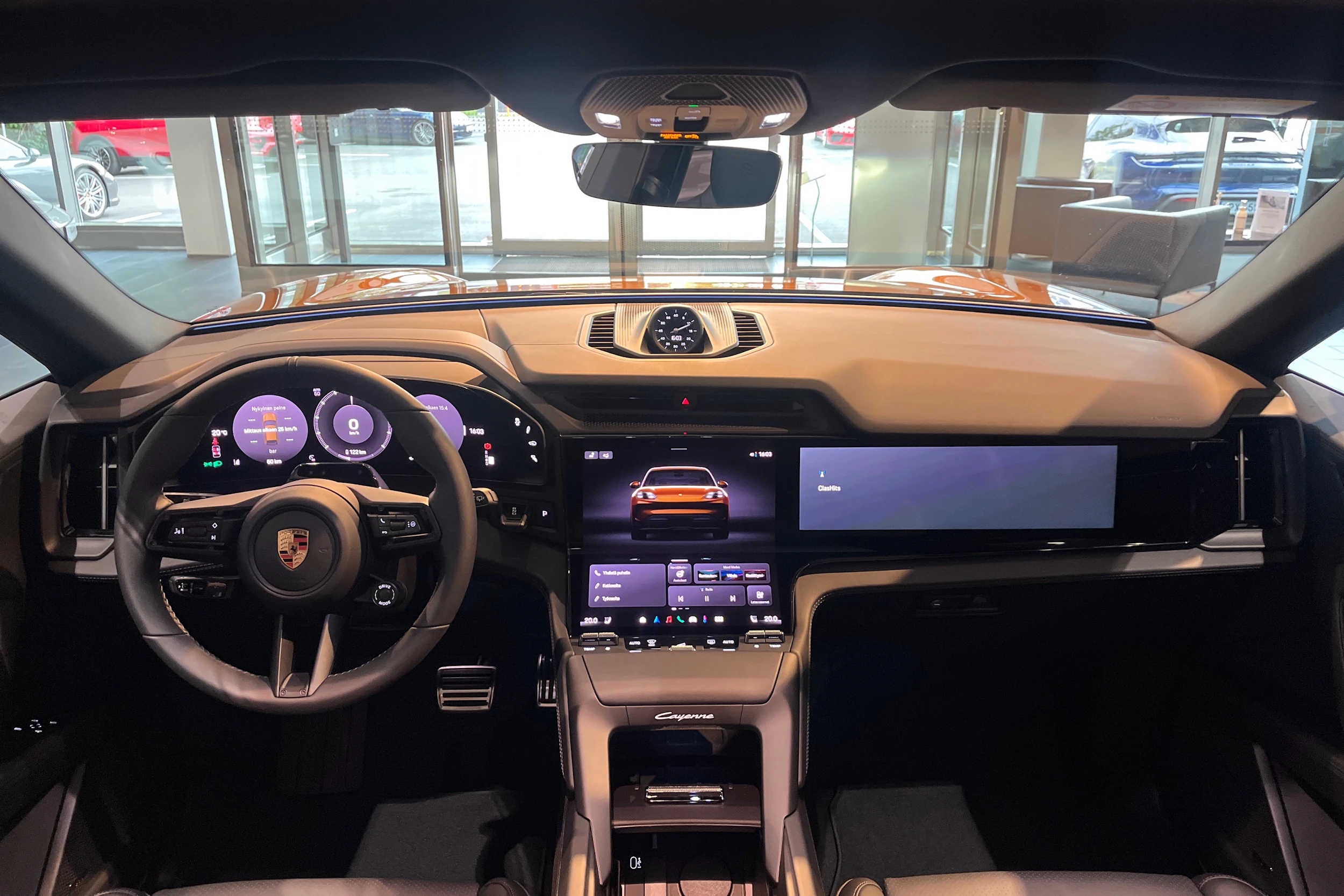 ruskea (beige) Porsche Cayenne 2026 kuva 8.