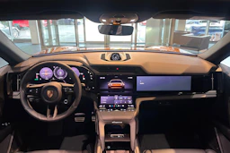 ruskea (beige) Porsche Cayenne 2026 kuva 8.