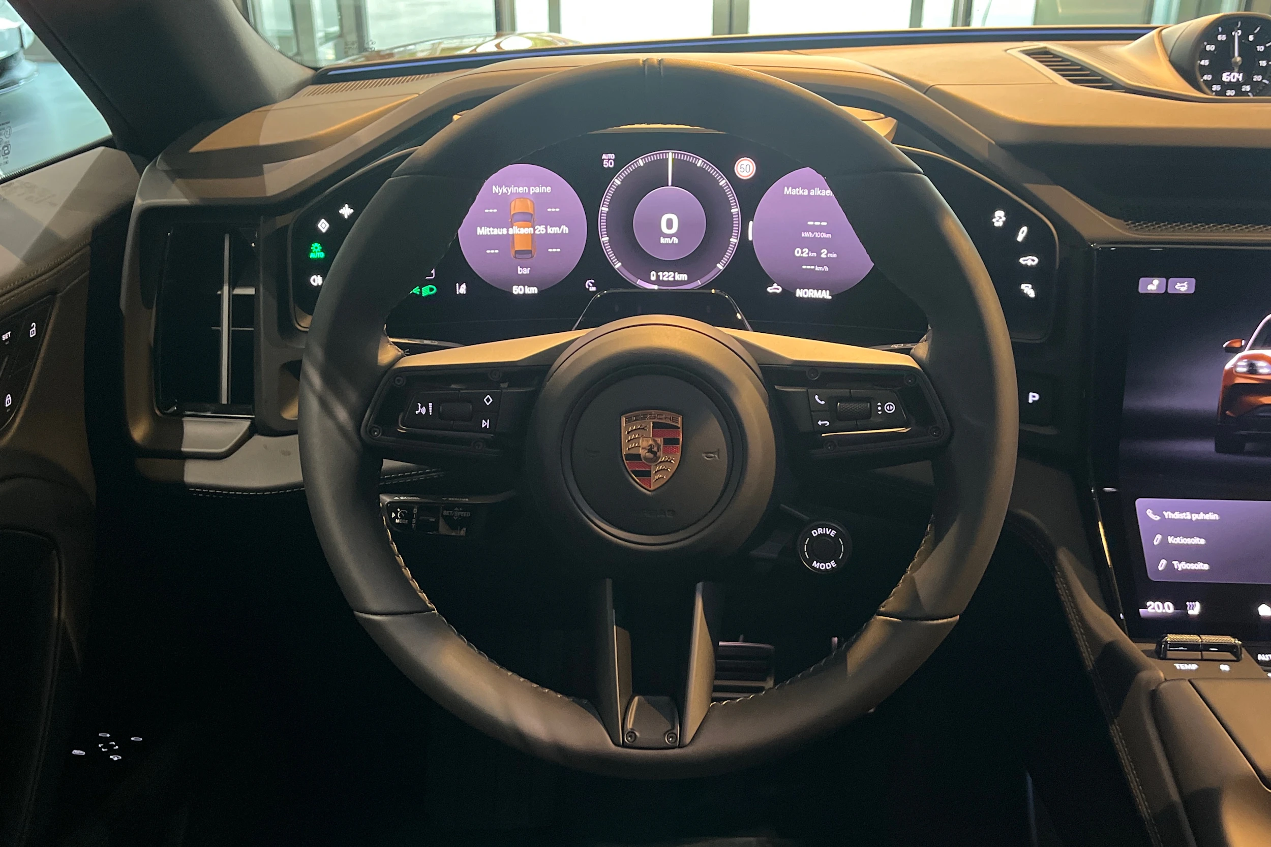 ruskea (beige) Porsche Cayenne 2026 kuva 11.