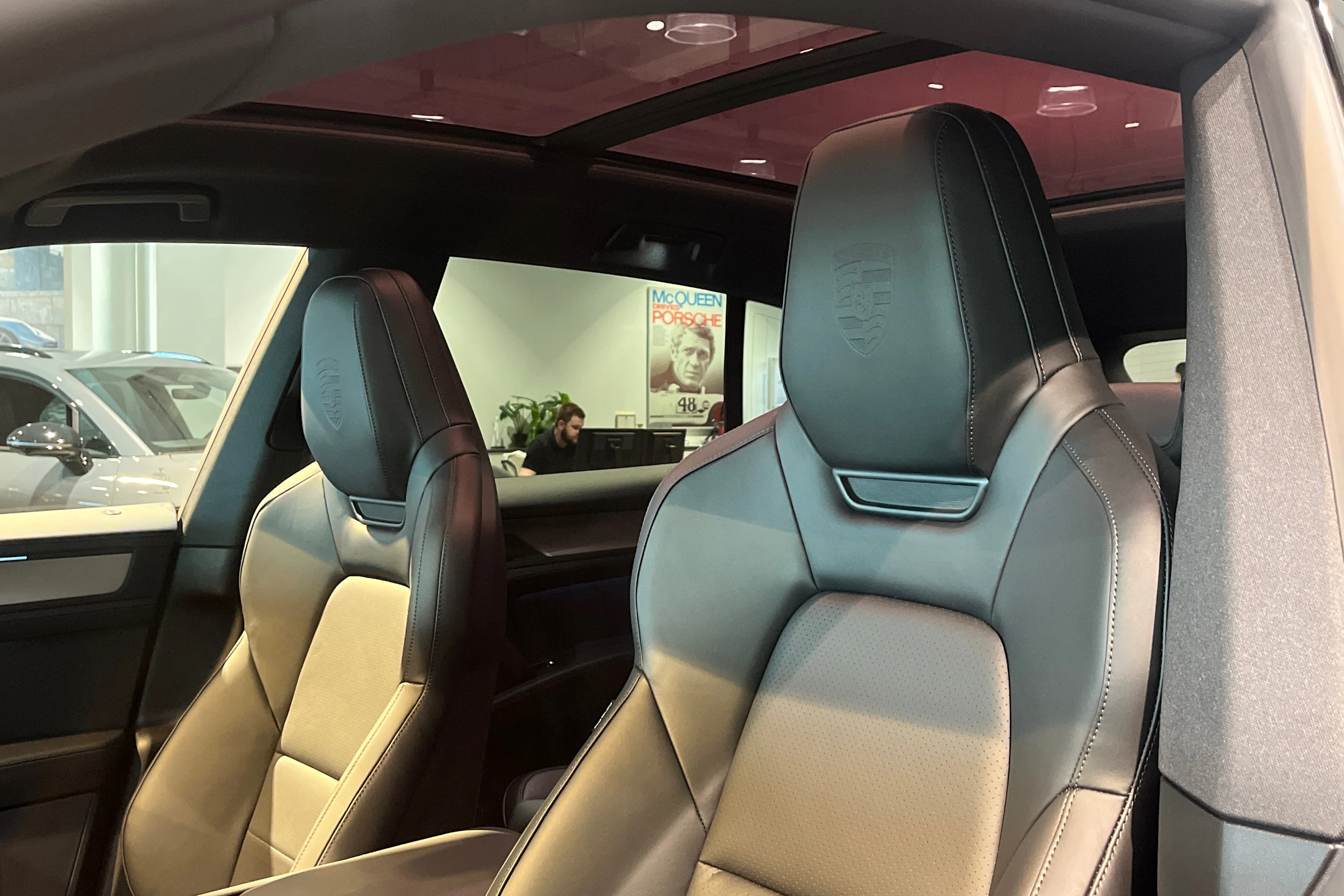 ruskea (beige) Porsche Cayenne 2026 kuva 18.