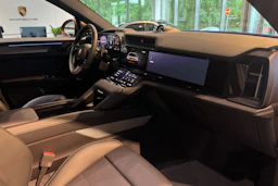 ruskea (beige) Porsche Cayenne 2026 kuva 19.