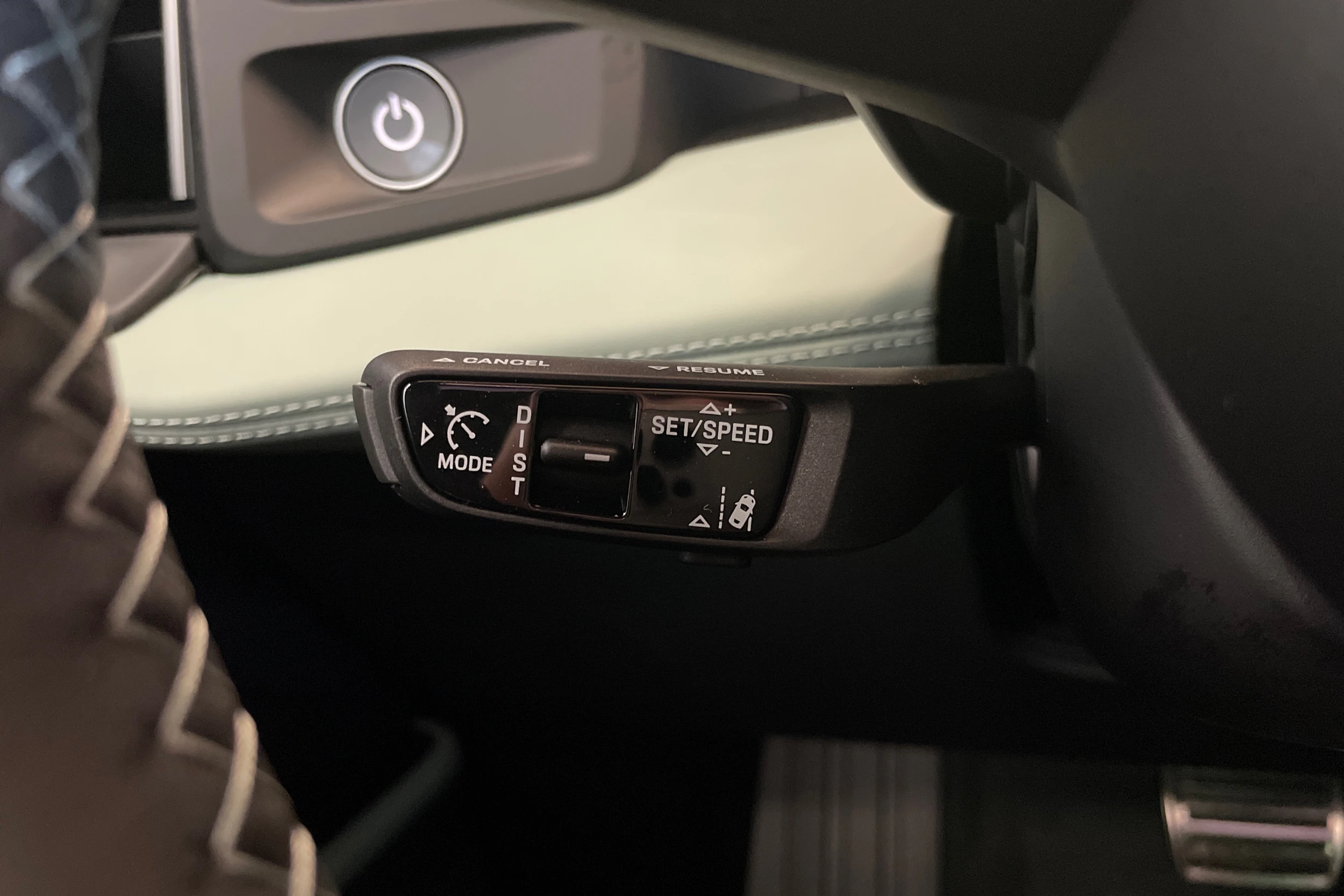 met. vihreä Porsche Cayenne 2026 kuva 19.