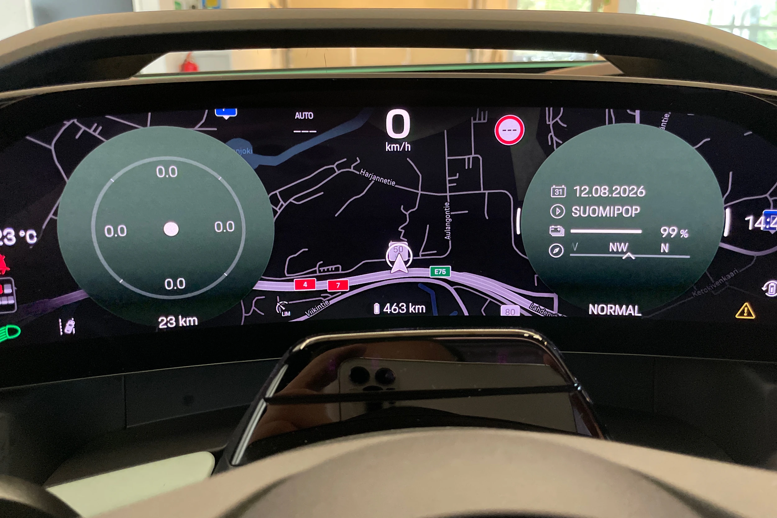 met. vihreä Porsche Cayenne 2026 kuva 24.