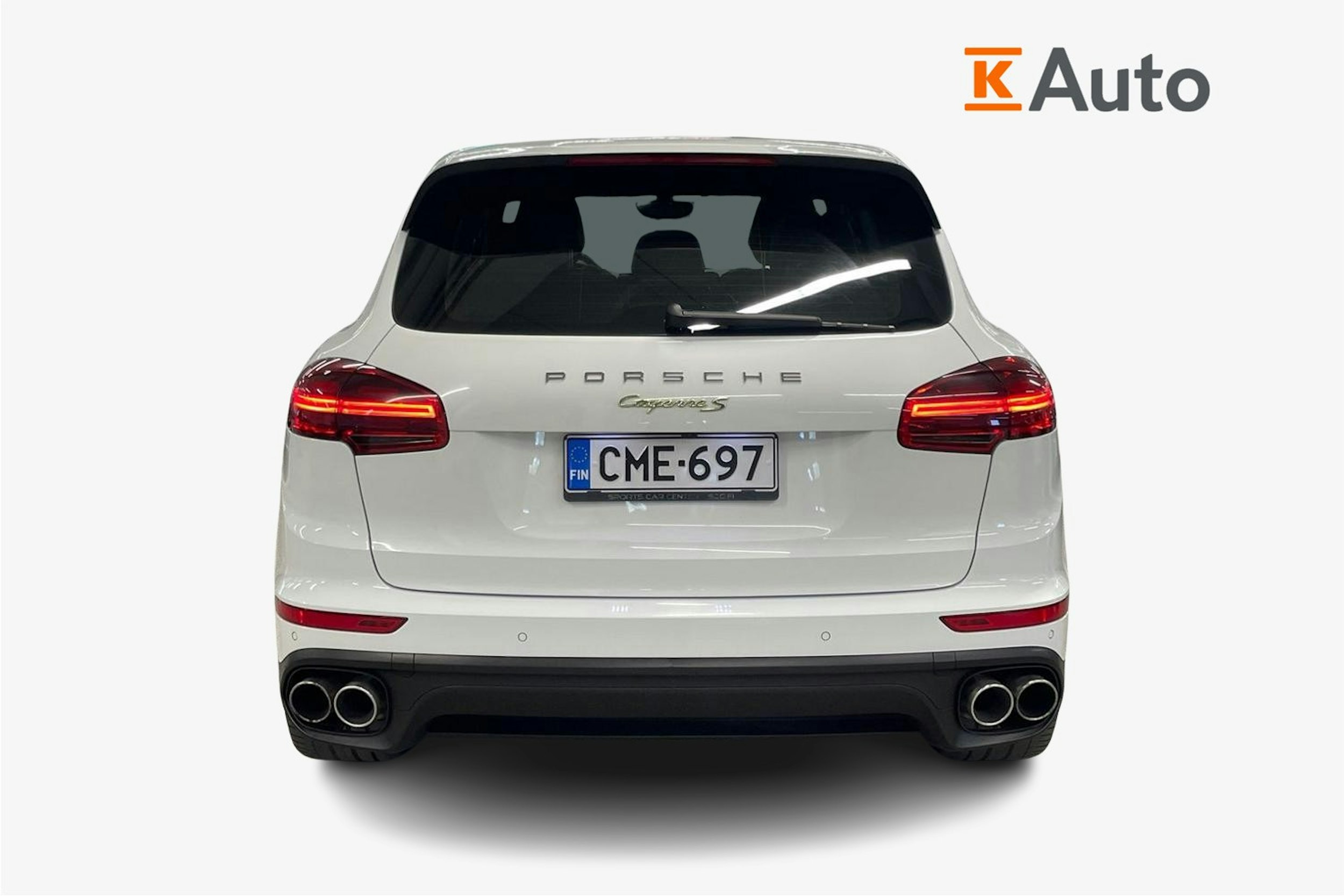 Valkoinen Porsche Cayenne S e-hybrid 2015 kuva 3.